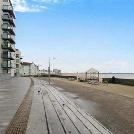Holiday Home Свонсі Екстер'єр фото